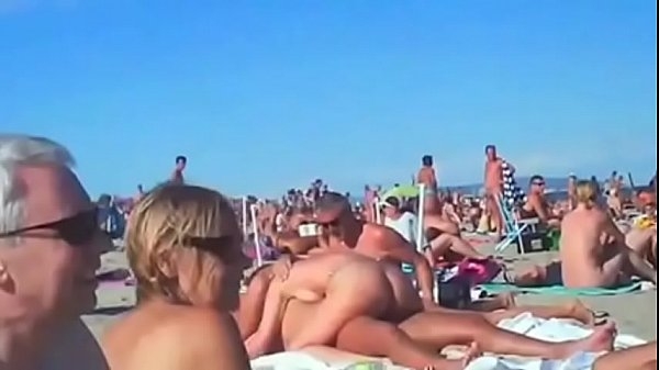 свингеры на пляже